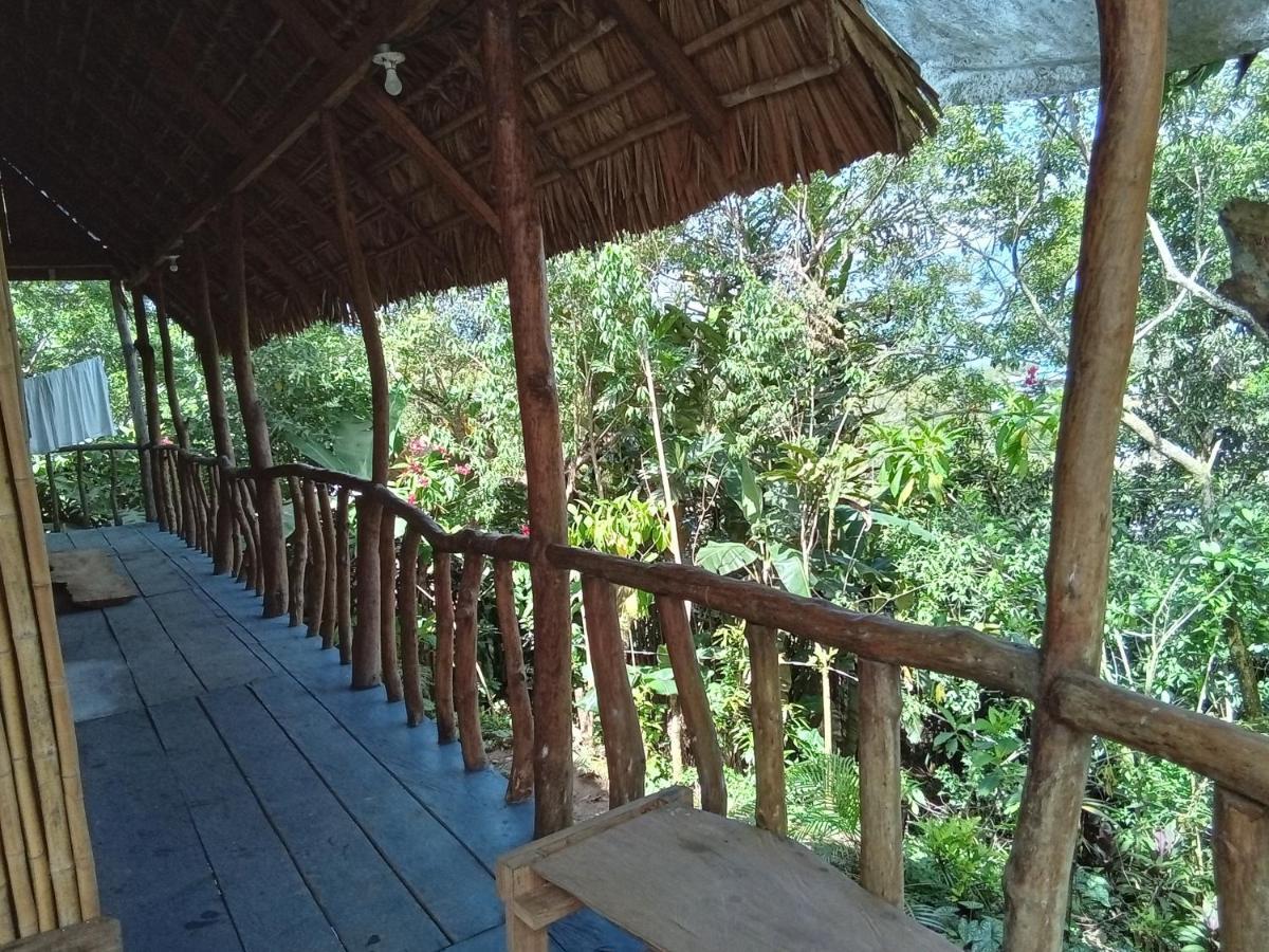 Hostal Azul Del Lago Agua Azul Bagian luar foto